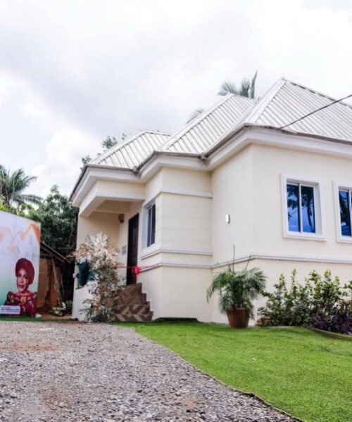 Widows’ Housing, Dignity Homes: Ambassador Offor Hails Mrs Otti, Urges Support For Continuity In Abia